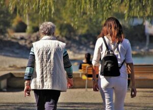Zalety pracy jako opiekunka osób starszych w Niemczech