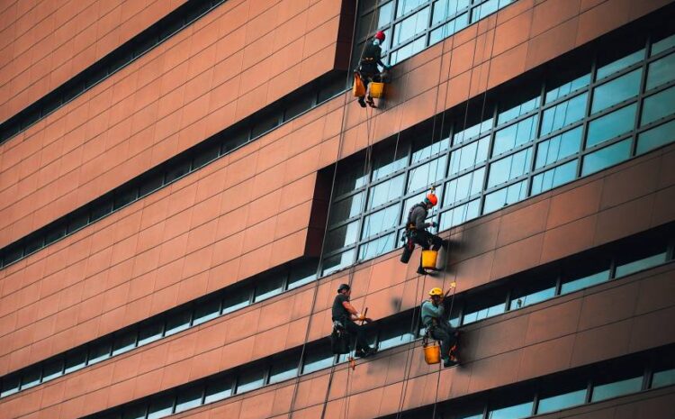  Systemy asekuracji: poradnik wyboru, montażu i użytkowania